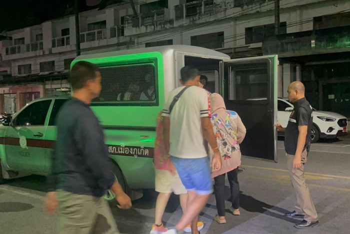 Bangkok Post - Police inspector among gamblers arrested in Phuket