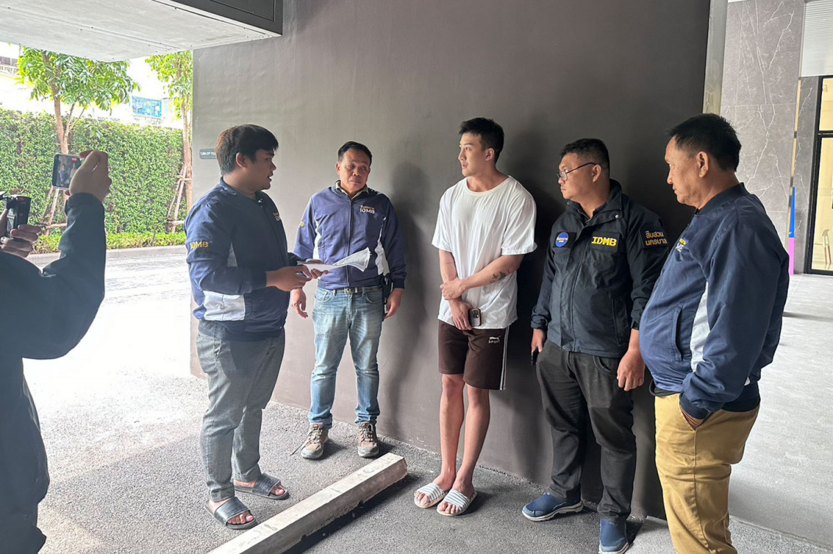 Bangkok Post - Male model arrested in forex scam