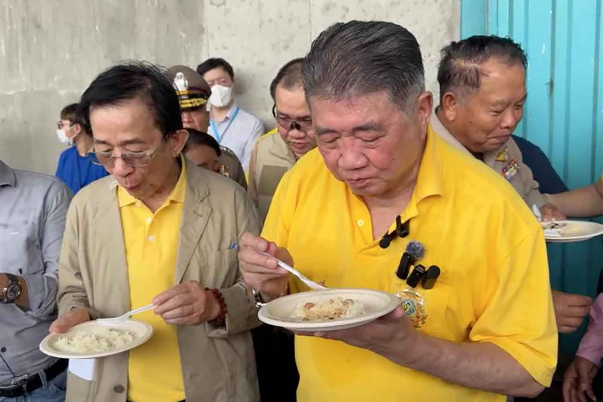 Bangkok Post - Old rice to be sent for lab tests