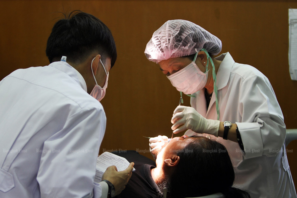 Bangkok Post - Free dental care for gold card holders expands: govt