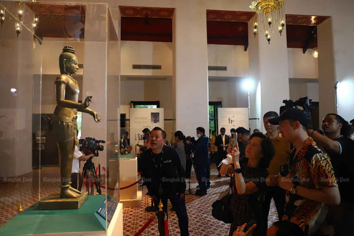 Bangkok Post - "Golden Boy" draws crowds - Vimarsana News