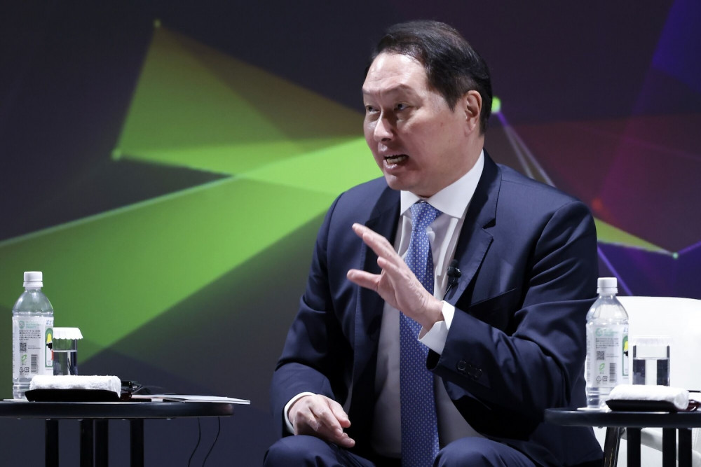 Korean tycoon ordered to pay $1bn in divorce