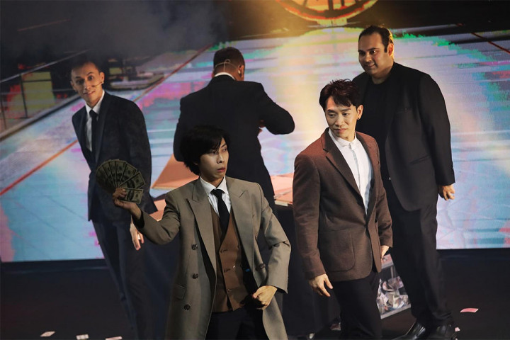 Witness impressive illusions and magic at M Theatre in Bangkok