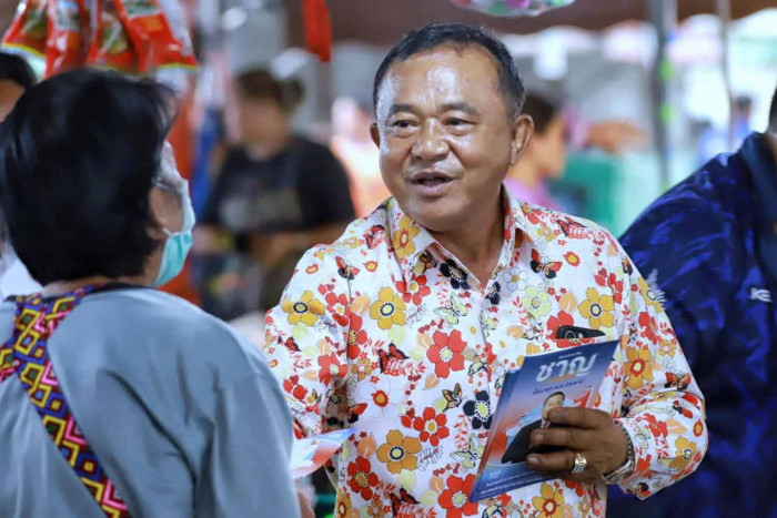 Bangkok Post Charn fails to churn interest