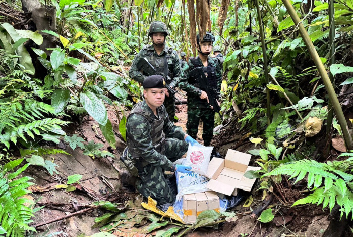 Bangkok Post - 600,000 speed pills seized after border clash