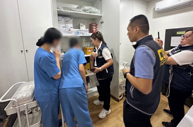 Bangkok Post - Six bogus doctors arrested in clinic raids