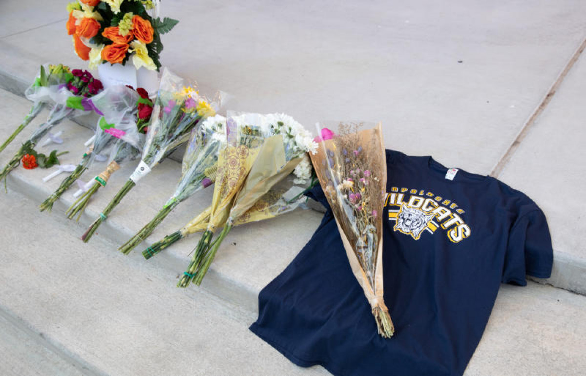 Bangkok Post - Gunman, 14, kills four in US high school shooting