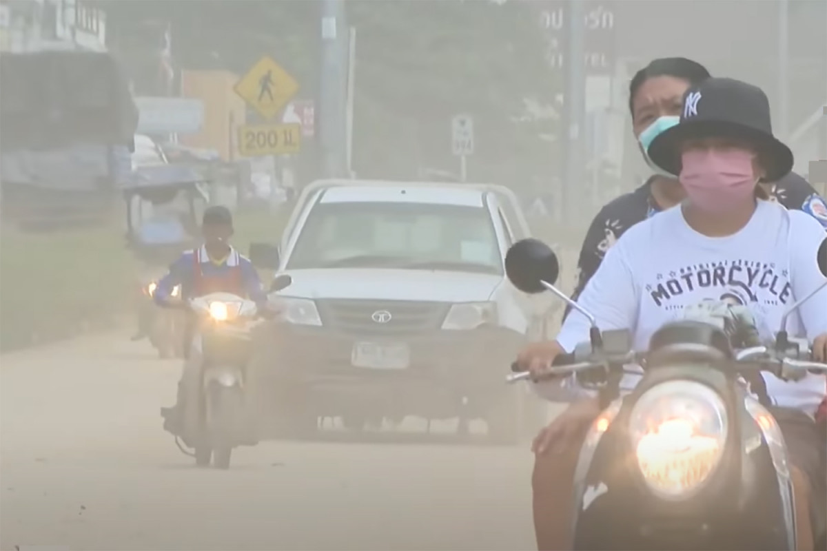 Bangkok Post - Dust a new problem following mudslides in Mae Sai