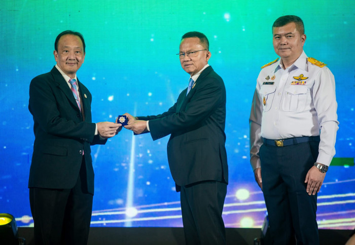 BSRC Honored for Supporting Emergency Medical Services - News Directory 3