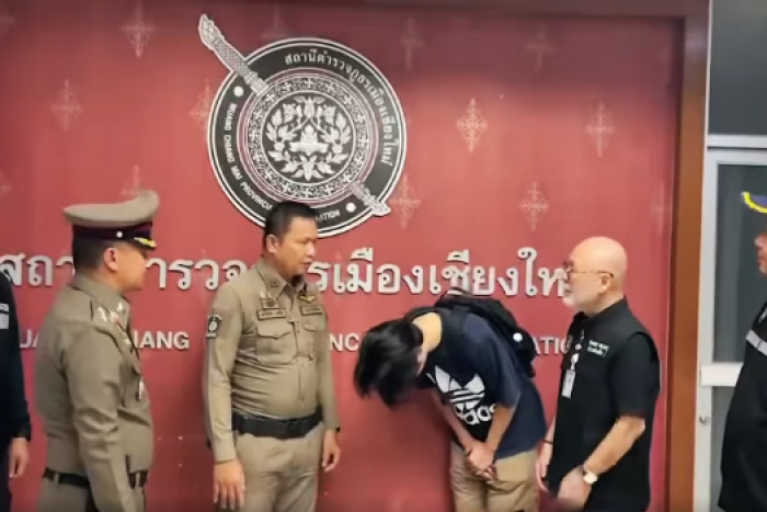 Angry tourist fined B3,000 Bangkok Post Learning - Learn English from News