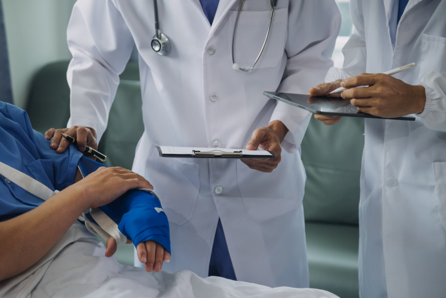 Clinic suspected of defrauding healthcare system