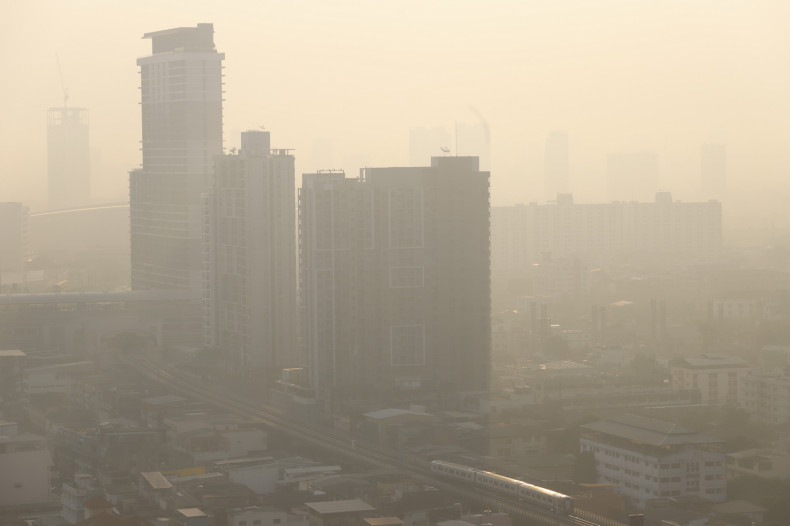 PM2.5 crisis still lingers