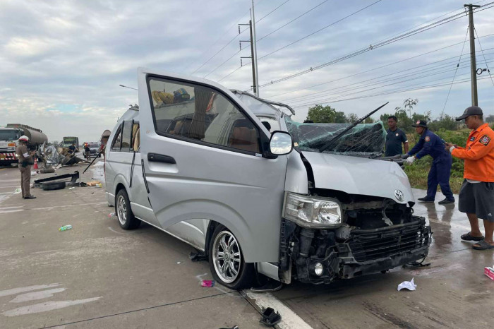 Four killed when van rear-ends truck Bangkok Post Learning - Learn ...