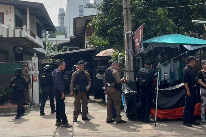 Disturbed man fires shots in Bangkok Noi Bangkok Post Learning - Learn ...