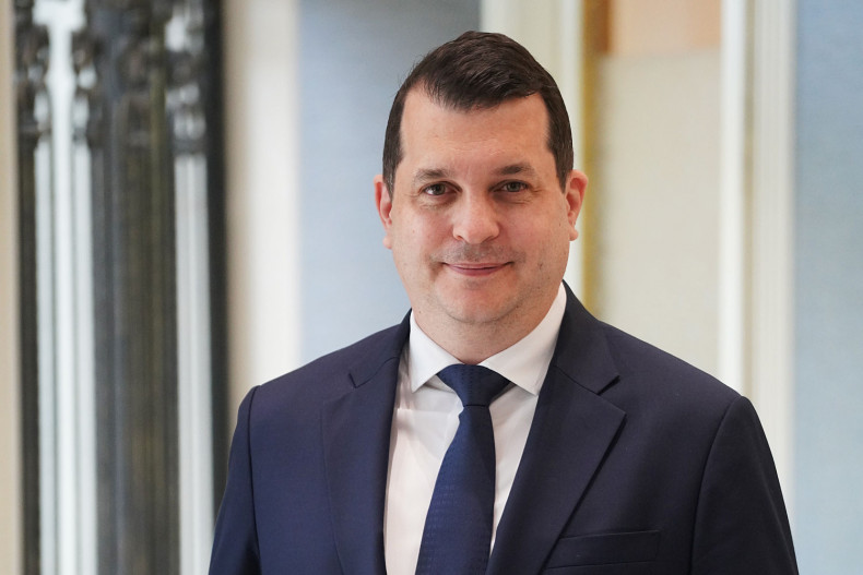 An investment strategy to capitalise on volatile markets