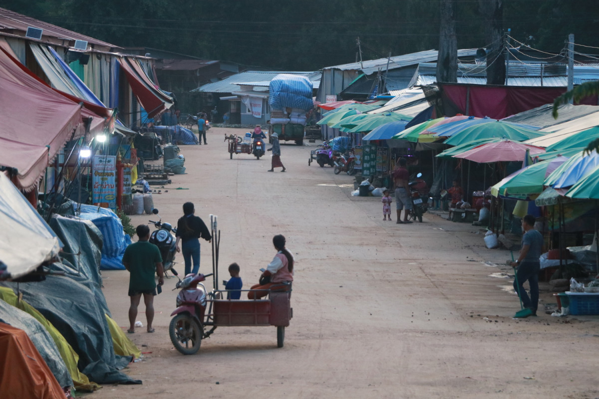 Bangkok Post - Quiet at key Thai-Cambodian border checkpoint in Surin