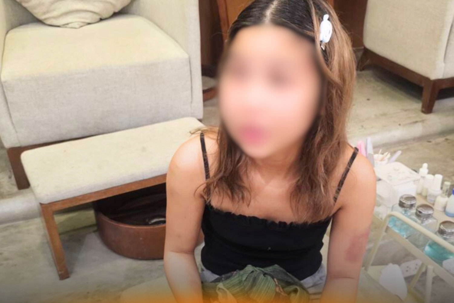 A 28-year-old woman who run a nail salon in Pattaya is safely rescued after being detained and assaulted by a former South Korean man. (Photo: Pattaya City police)