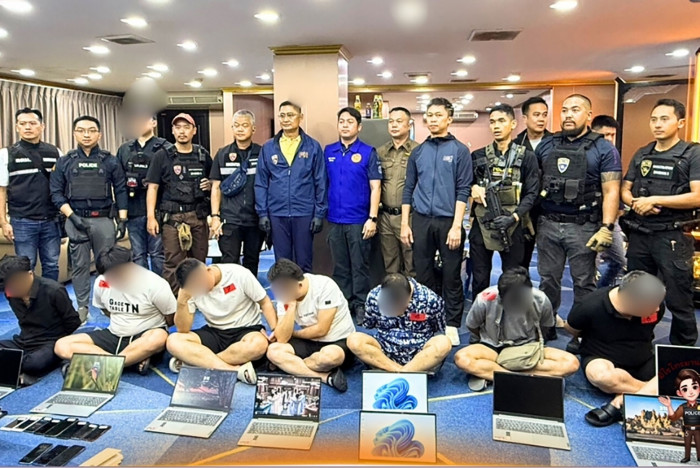 Bangkok Post - Foreigners arrested at illegal casino hotel in Pattaya