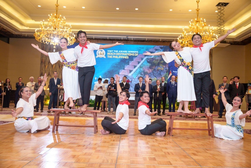 Philippine Embassy Marks Independence with Cultural Showcase