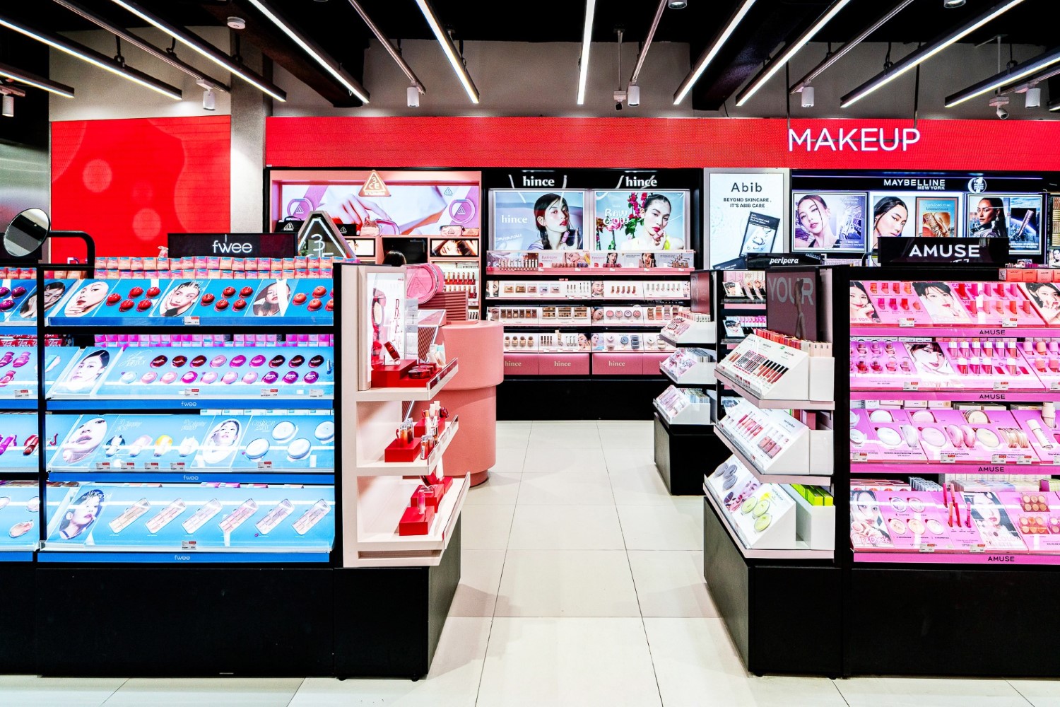 BEAUTRIUM Named Cosmetics Retailer of the Year