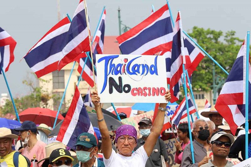 The Network of Students and People for Reform of Thailand hold a protest rally against the casino-entertainment complex bill and online gambling near Government House on March 27, 2025. (Photo: Apichart Jinakul)