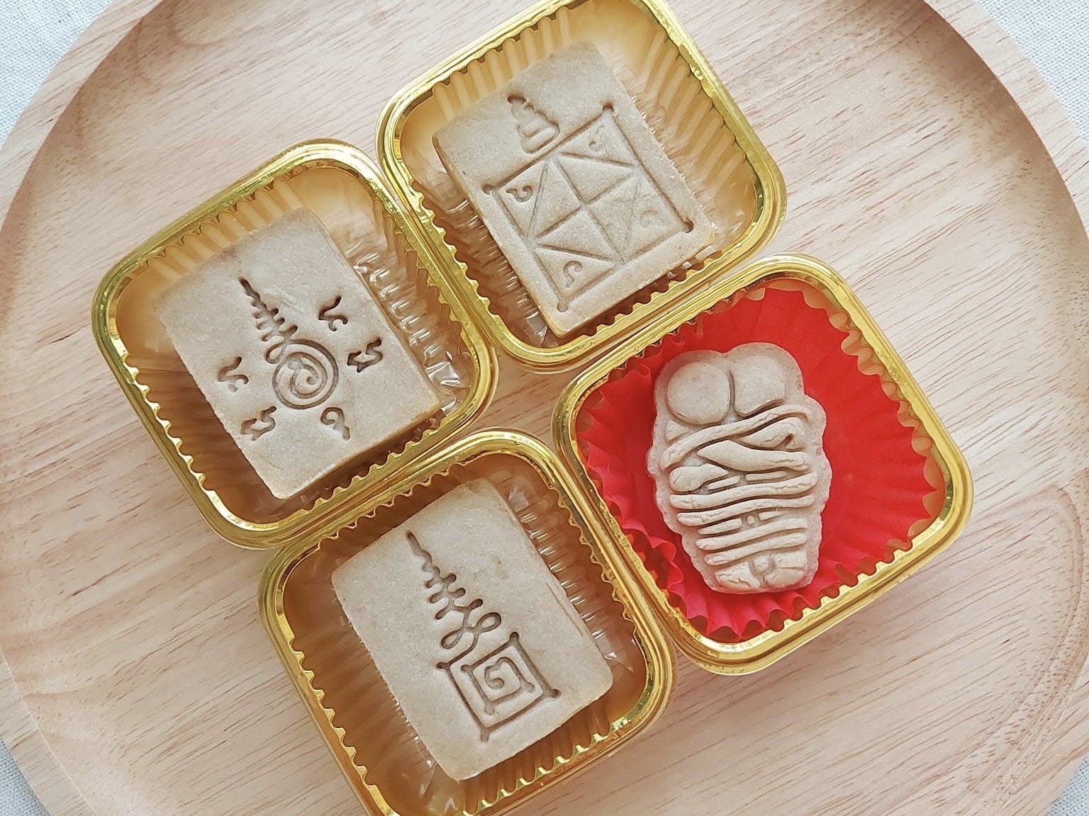 Spiritual Amulet パンネン パヤタオサリカ 貴重 魅力取引交渉