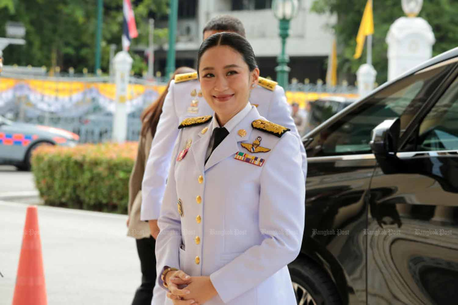 Newly appointed Culture Minister Paetongtarn Shinawatra arrives at Government House on Thursday. (Photo: Chanat Katanyu)