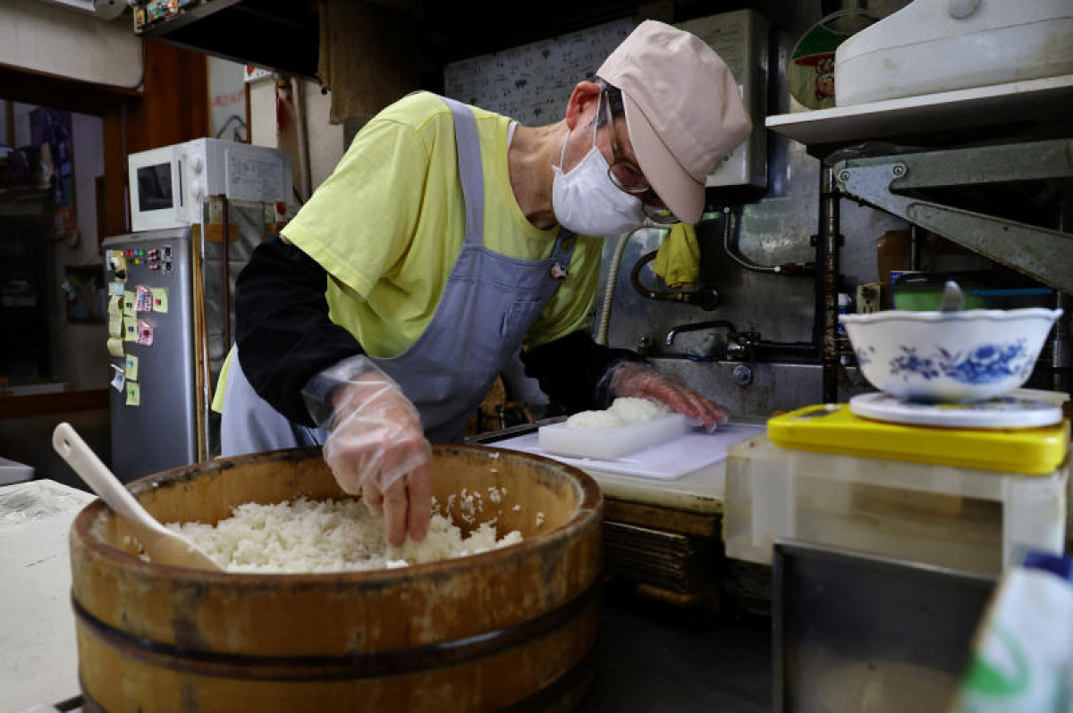 Japanese Immigration Officers Rice Bangkok Post - Explainer: What is Japan's trade policy on rice?