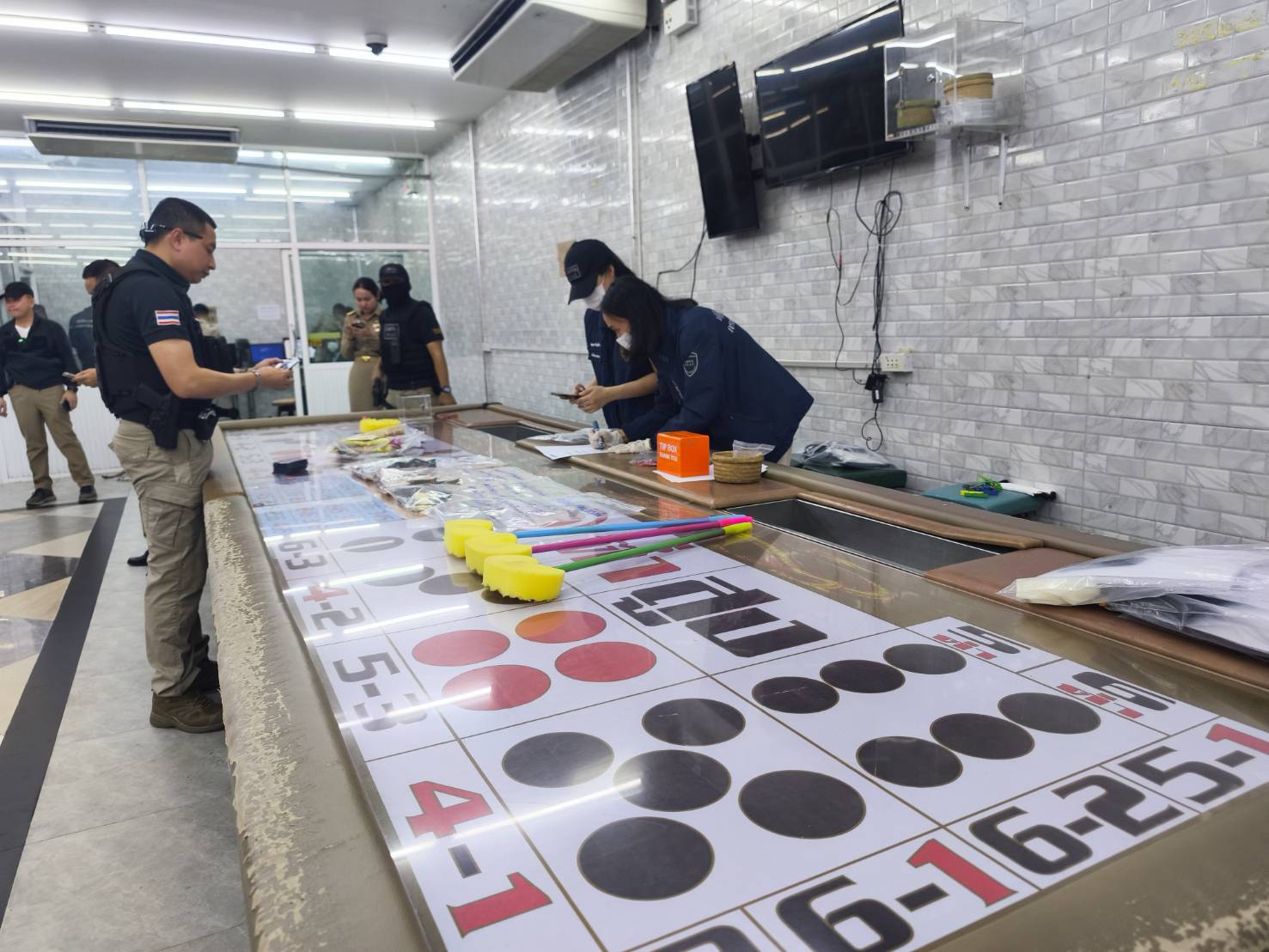 A hi lo board provided for gambling. (Photo: supplied/ Wassayos Ngamkham)