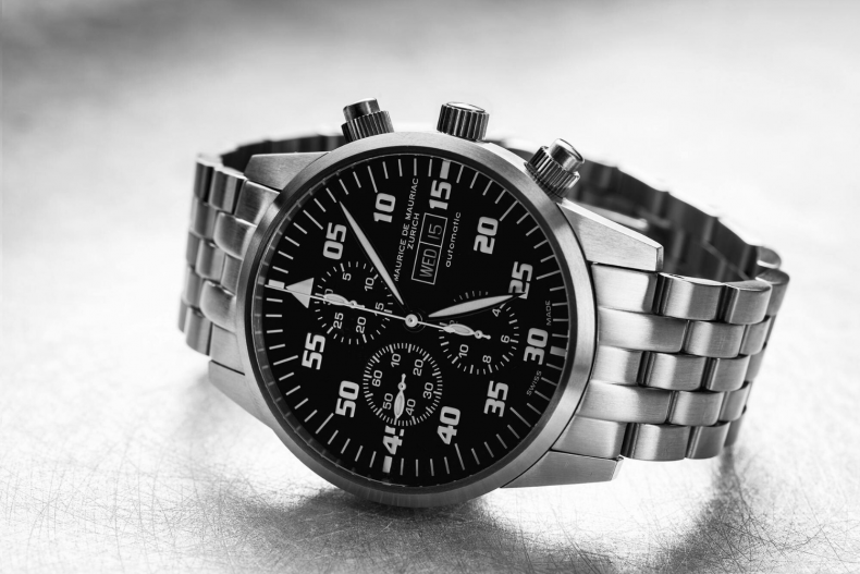 Retired man loses nearly B50,000 in luxury watch auction scam