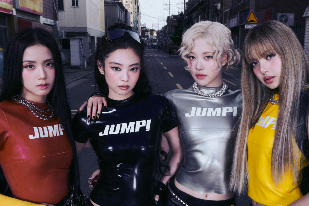 Blackpink back to dominate global charts