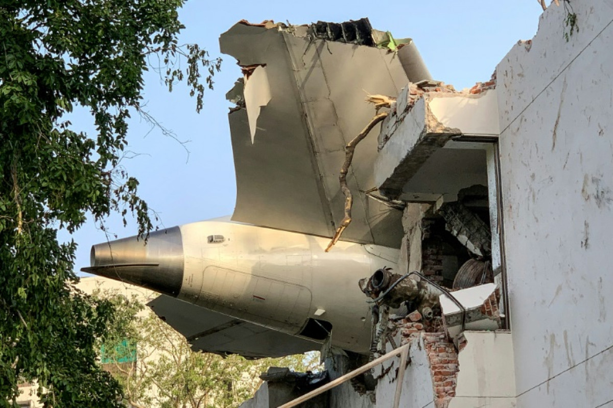 Bangkok Post - Fuel to Air India jet engines cut off moments before ...