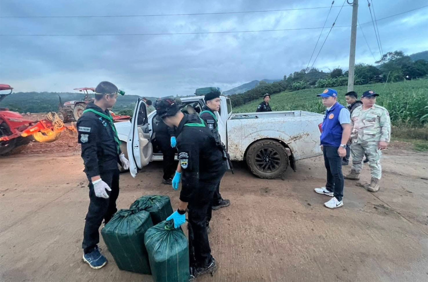 Bangkok Post - 4 million speed pills abandoned by fleeing smugglers in ...