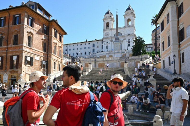 Up to a million young Catholics expected for grand Pope Leo vigil