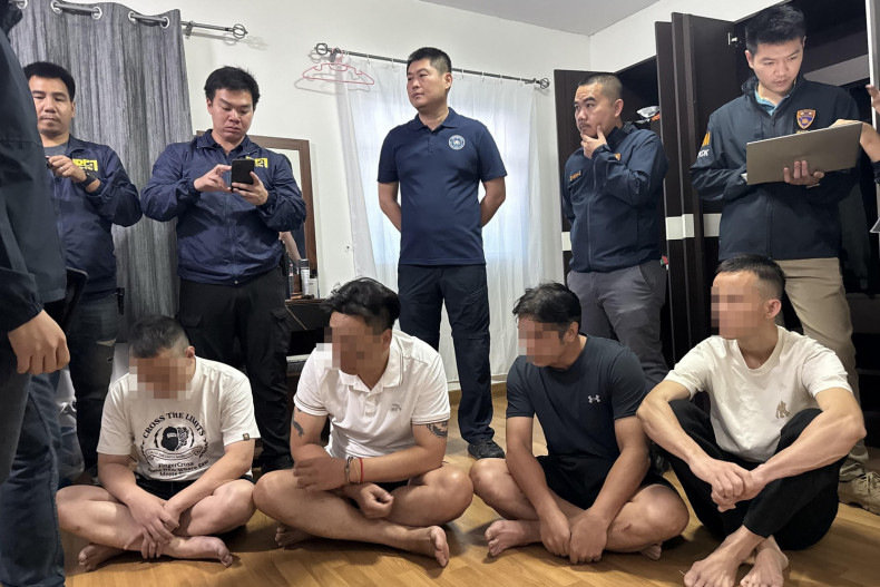 Chinese gang arrested after burglaries at luxury estate