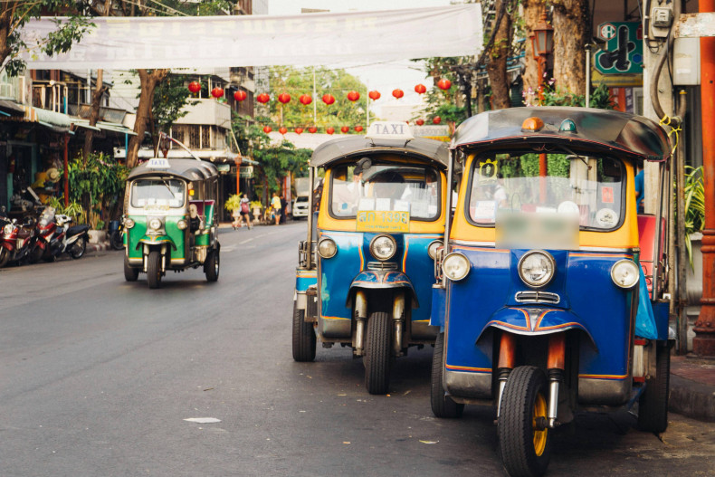How to get around Bangkok without using the trains