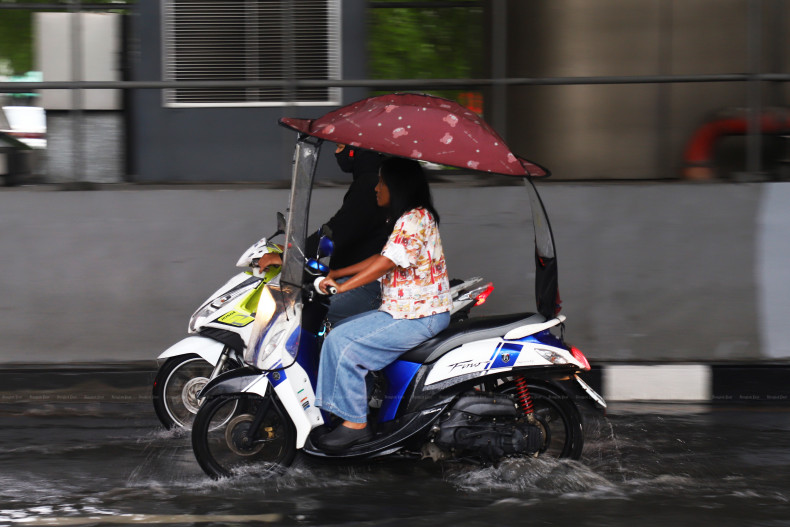Heavy rain, thunderstorms to batter 36 provinces, Bangkok hit hard