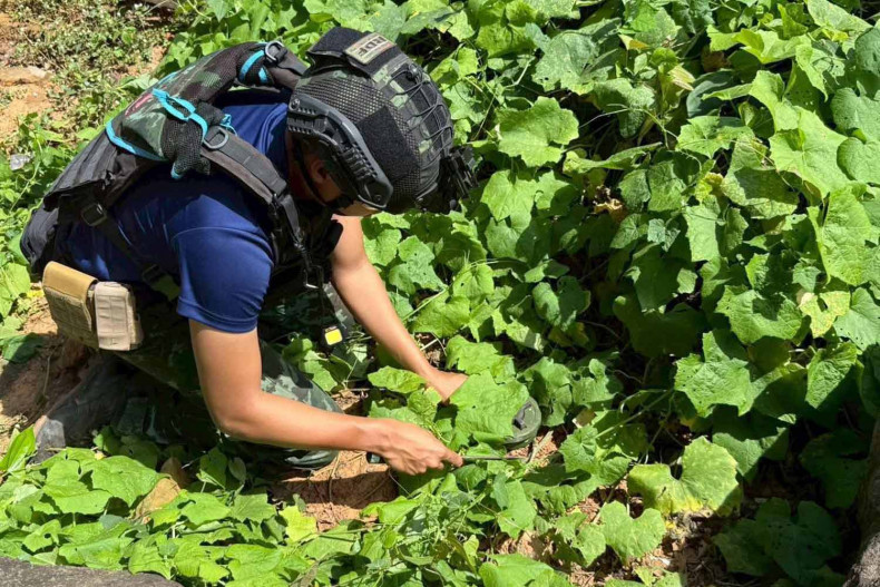 Thai army: Cambodia insincere about peace, still planting mines