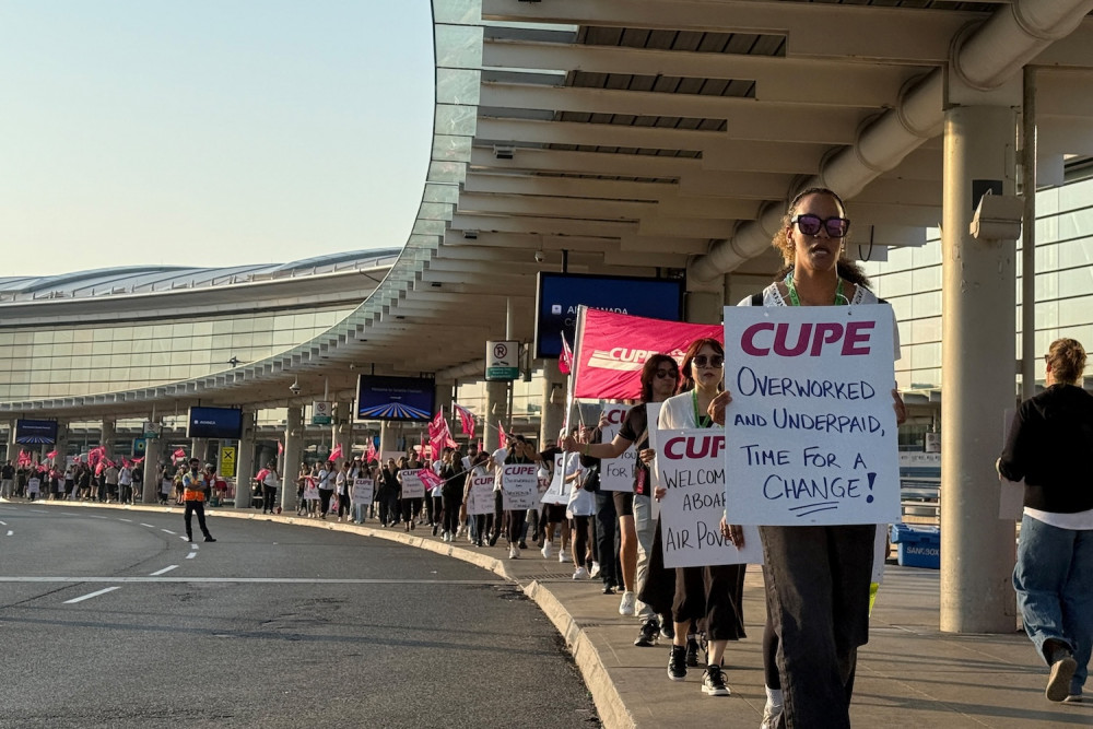 Cabin crew strike grounds Air Canada