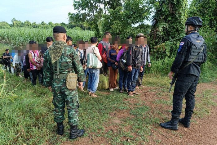 38 Cambodians desperate for jobs sneak into Thailand