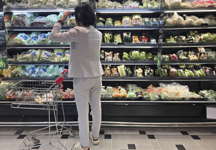 Thai inflation negative for 5th straight month
