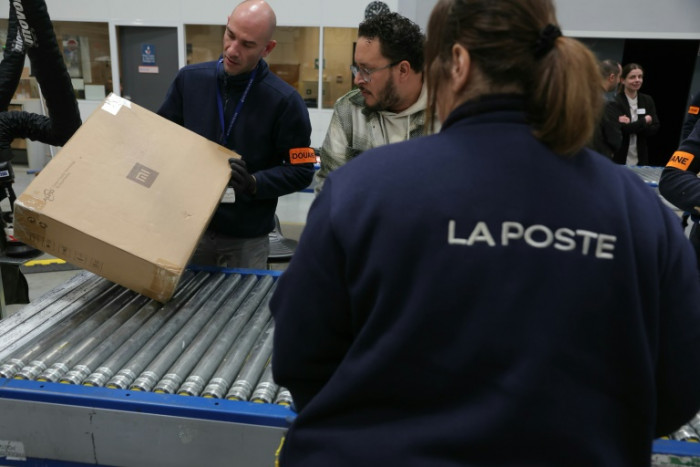 88 postal operators suspend services to US over tariffs: UN