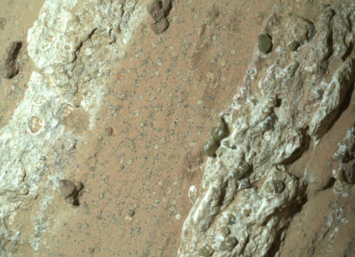 Bangkok Post - Speckled Martian rocks 'clearest sign' yet of ancient life