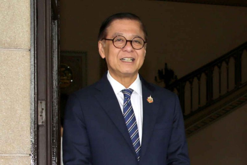 外交部长西哈萨克·庞克考