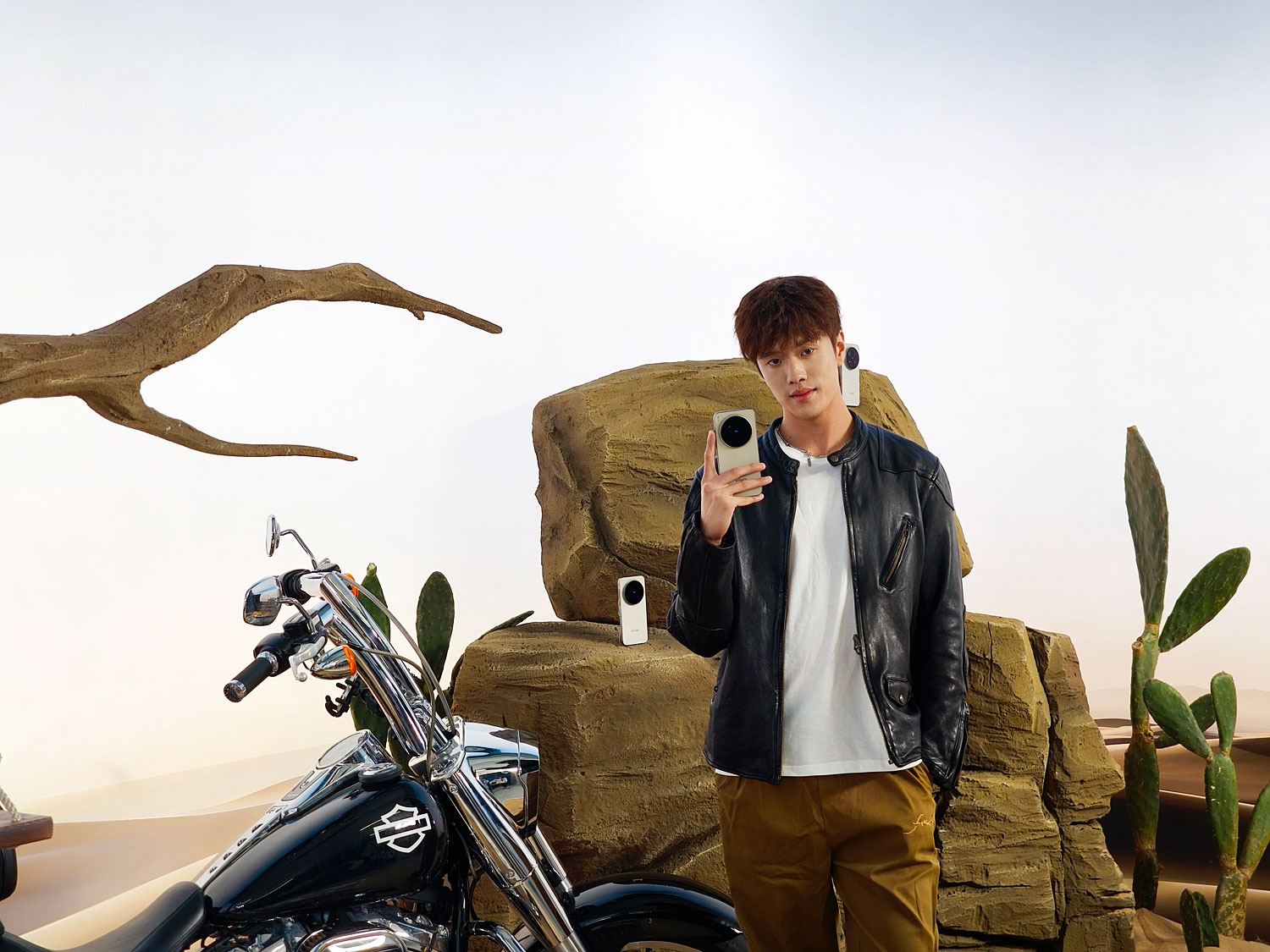 วีโว่ X300 สีดำ