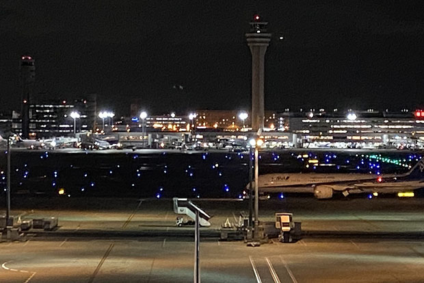 An ANA plan is seen at Haneda airport in Tokyo on Jan 7, 2025. (Photo: Saritdet Marukatat)