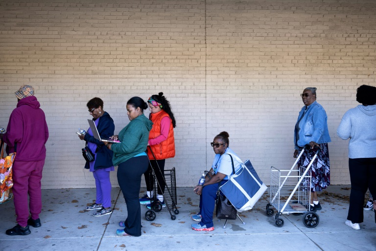 Many federal employees are being forced to seek food assistance amid a government shutdown in the United States. (Photo: AFP)