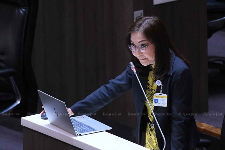 Senator in hot water for pork slur