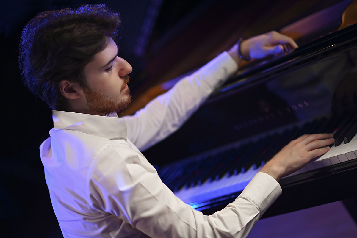 French pianist Dimitri Malignan makes Thai debut