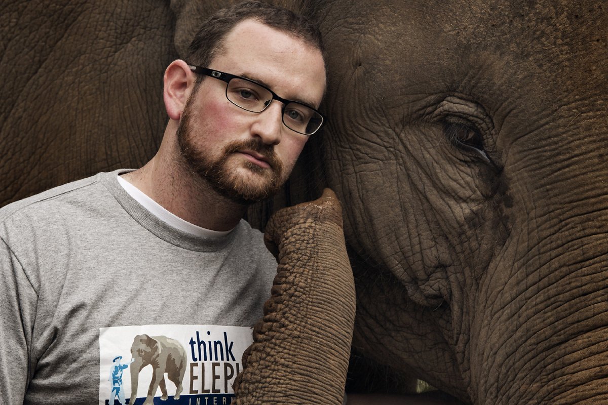 Josh Plotnik Bangkok Post - He studied elephant behaviour to save lives